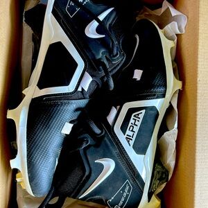 Nike cleats used 1 practice $150 brand new